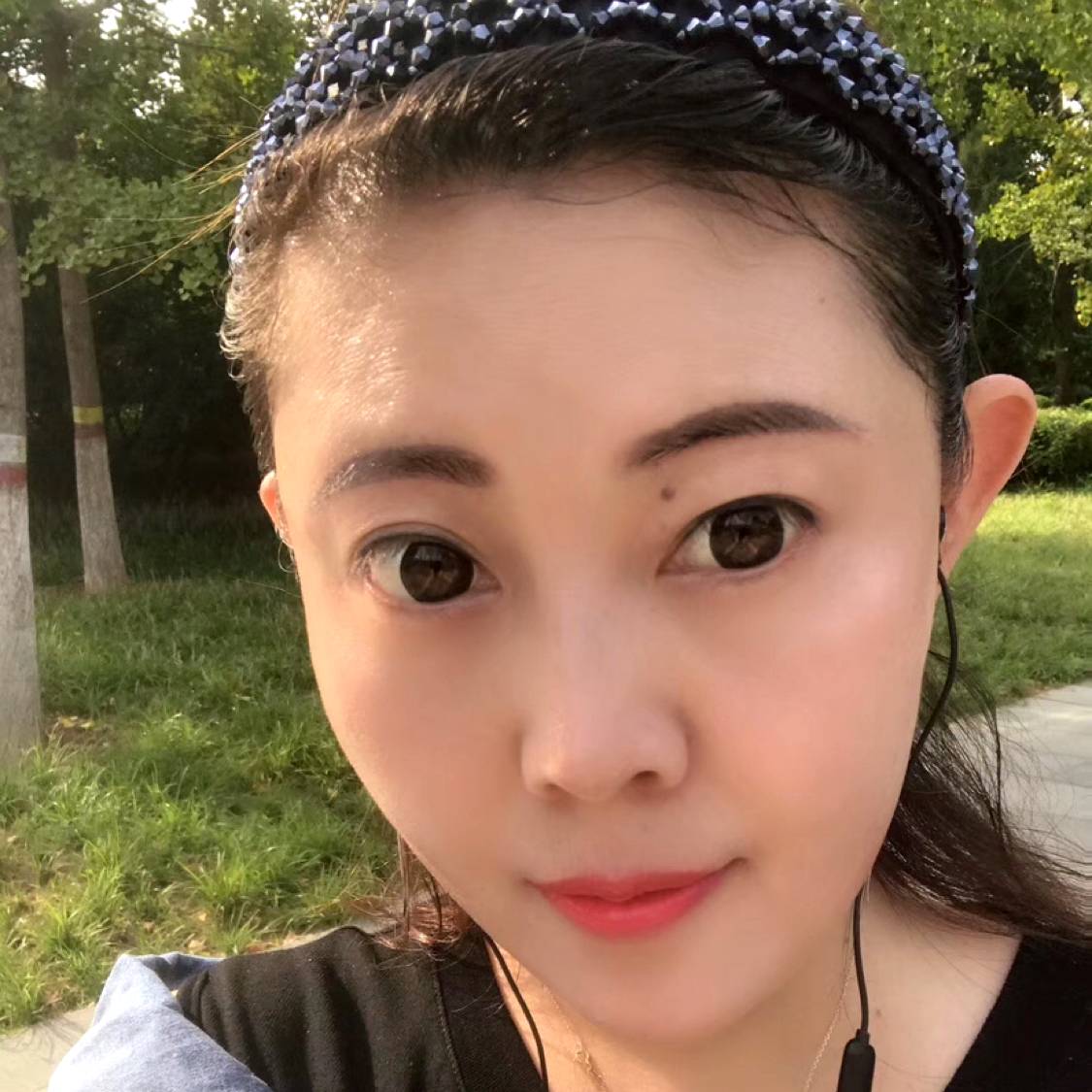 山水回首冷静的照片