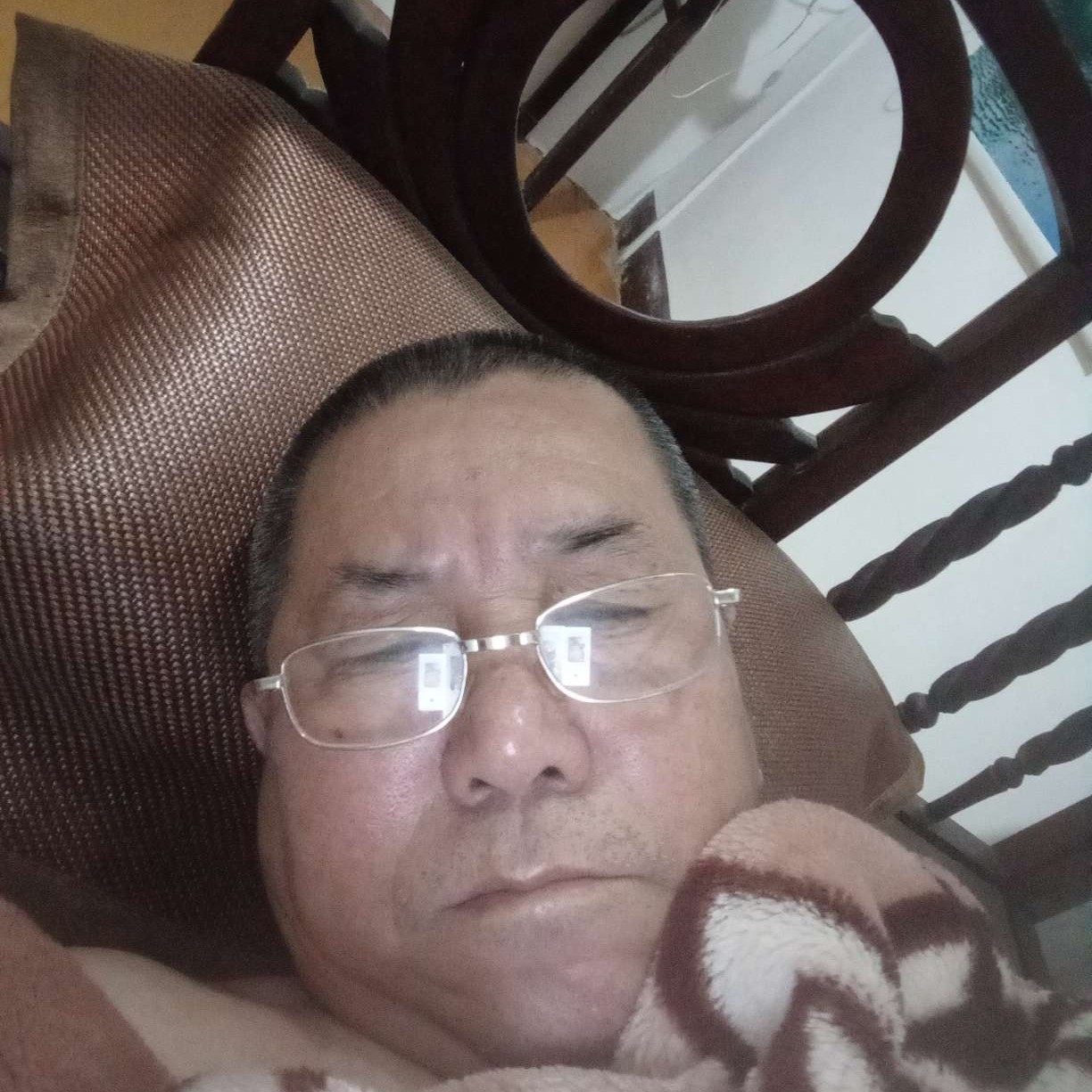 红尘迎能干的照片