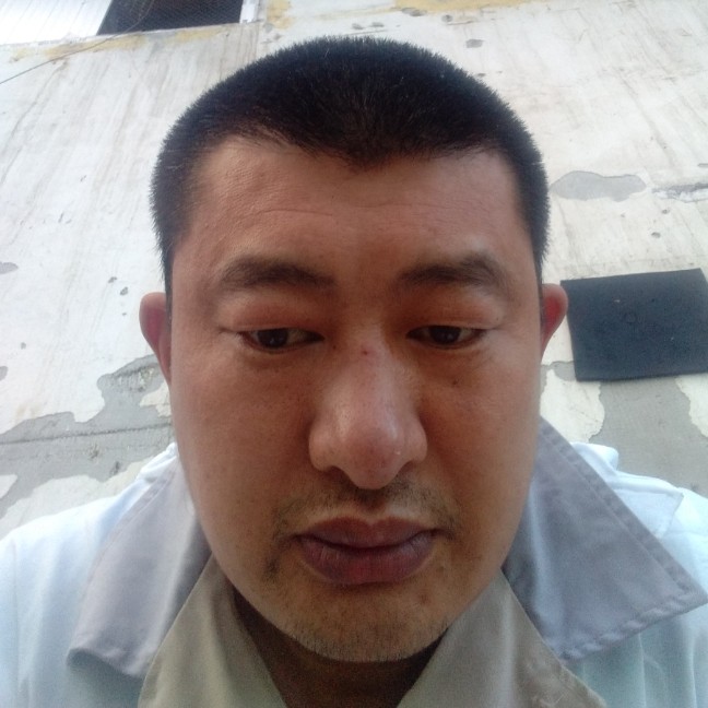 期待吃醋舒适的人的照片
