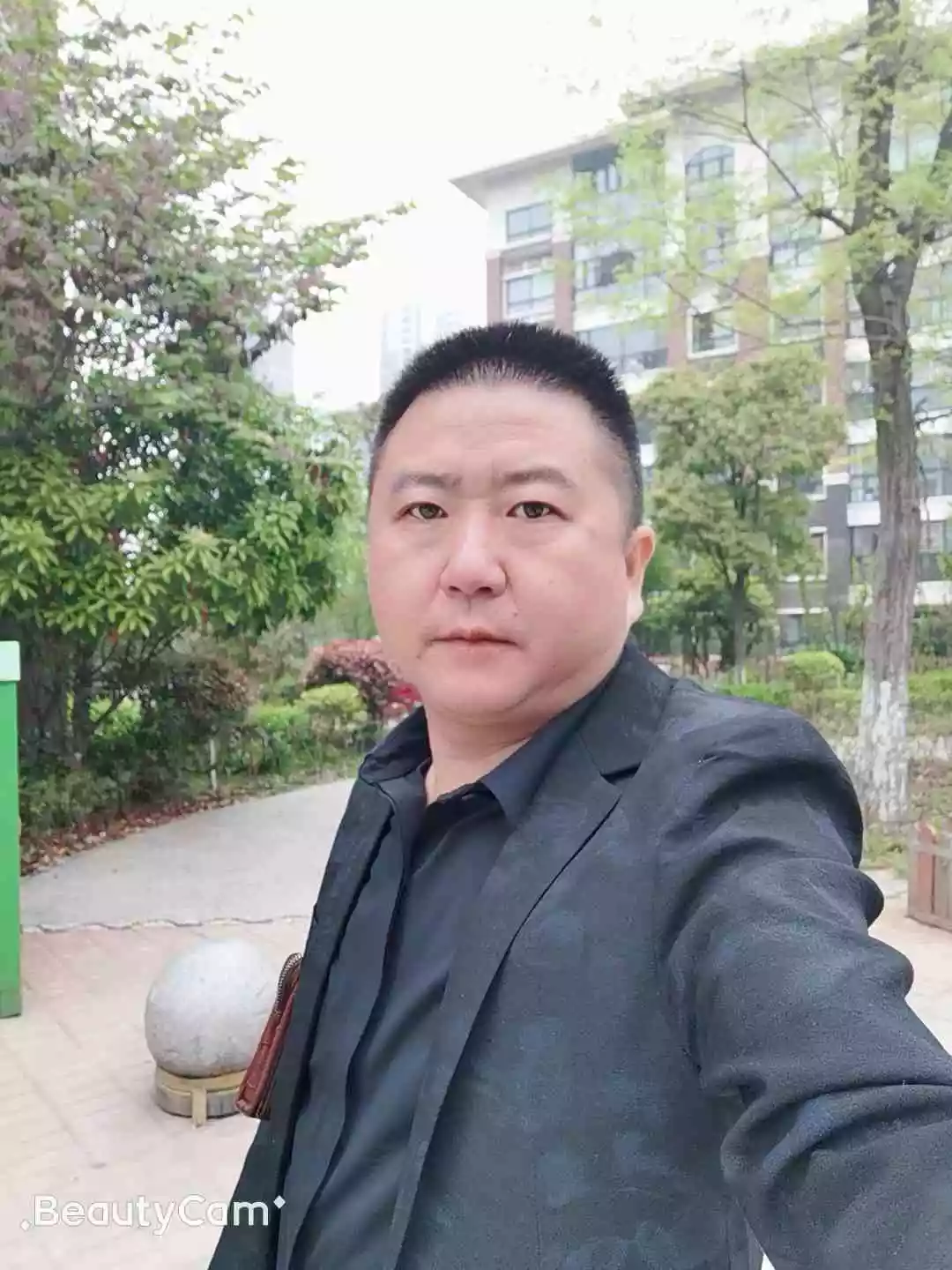 建言宇古德里安的照片