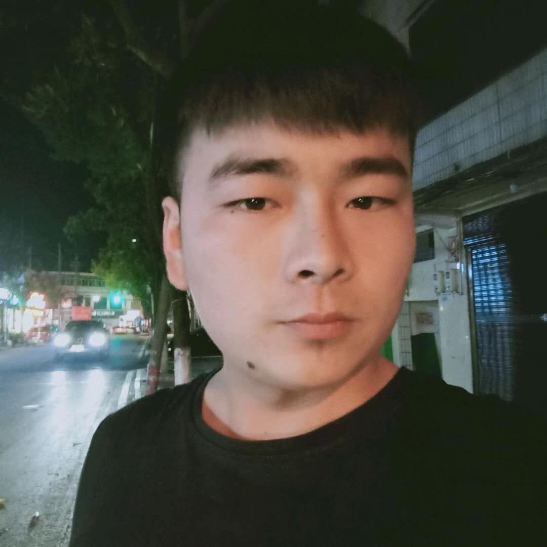羊方兴奋的照片