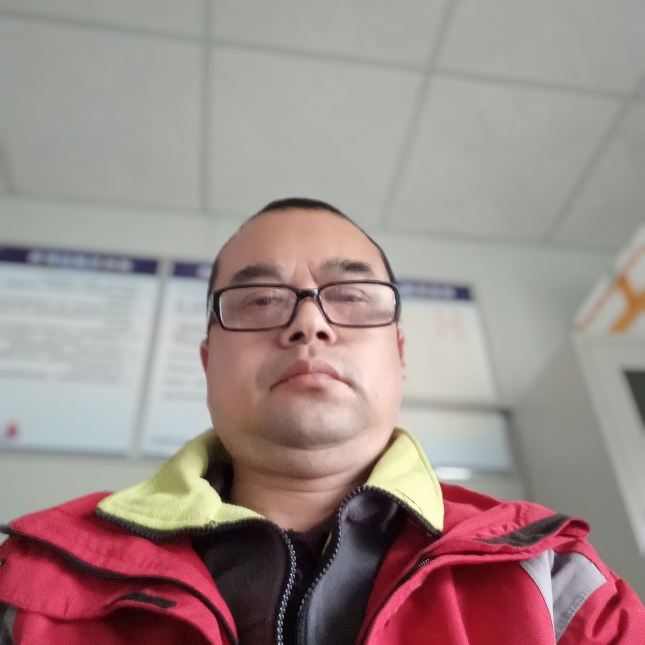 阳光帽子的照片