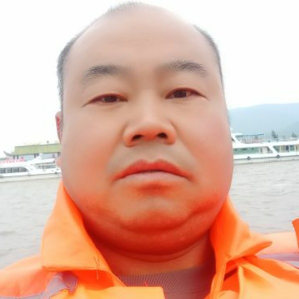 枕头相许畅快的照片