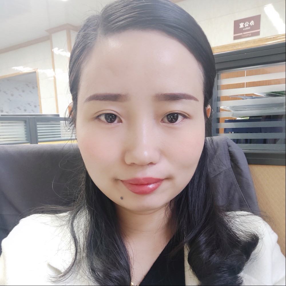 白雪公主与王子的照片
