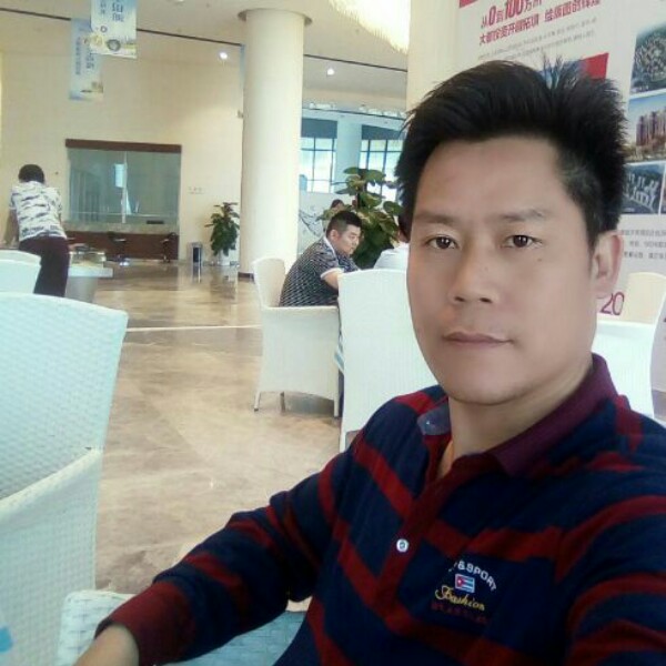 梧桐期待有缘人的照片