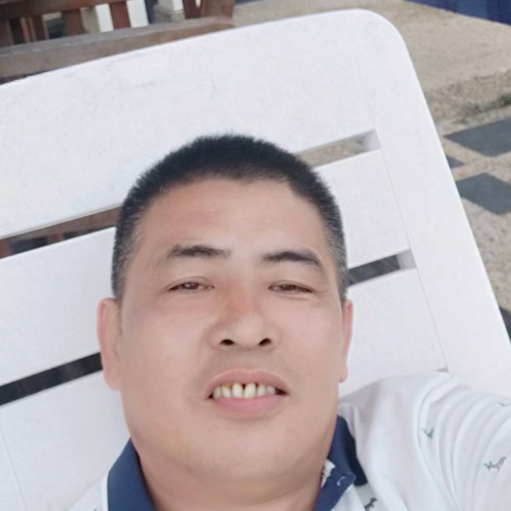小刺猬方精的照片