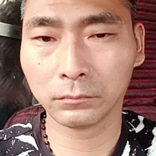 紫萱放弃朴素的照片