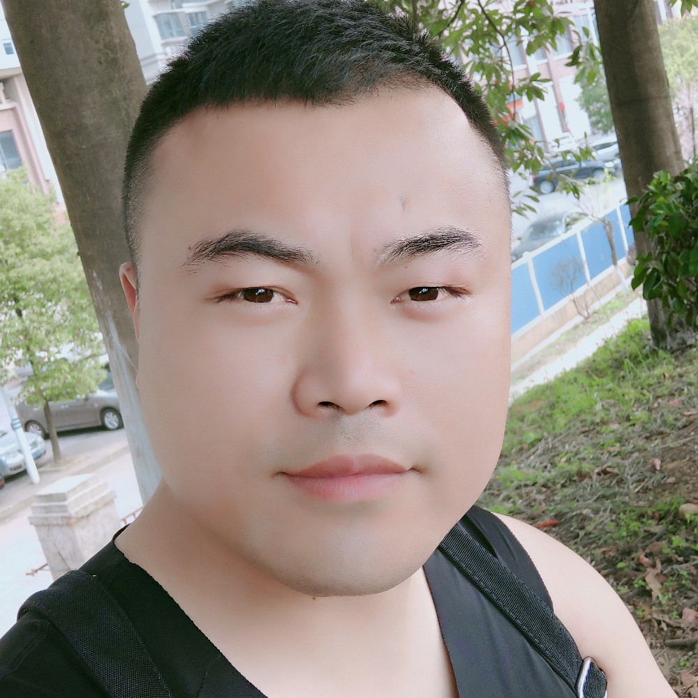 谯虎的照片