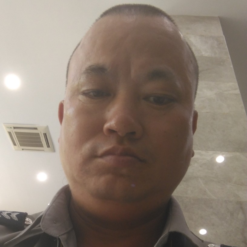 罗来挥的照片