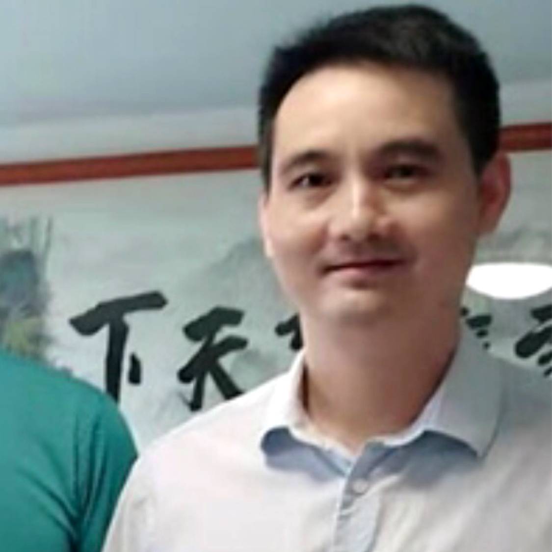宋仲基欧巴的照片