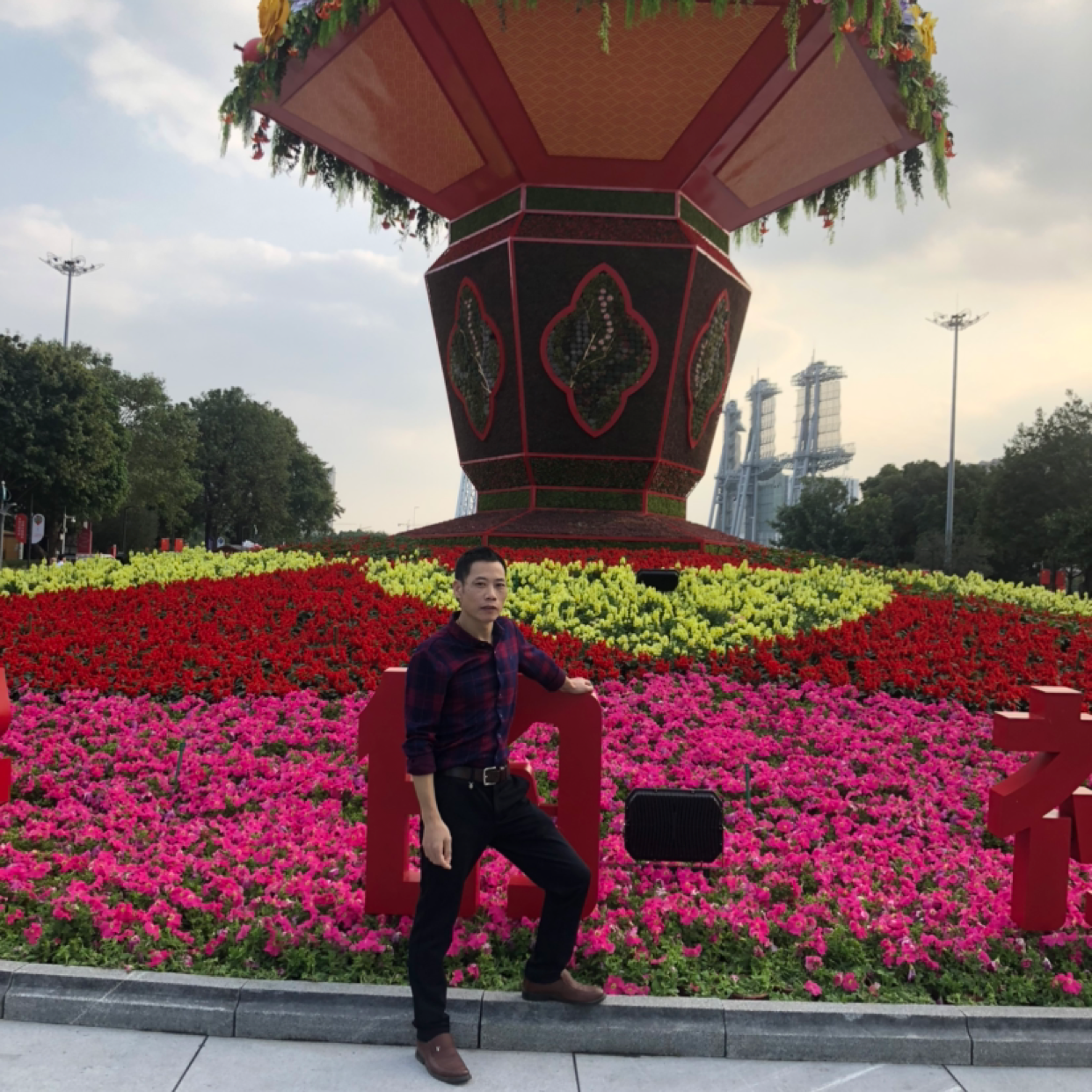 泥猴桃浅吻欣慰的照片
