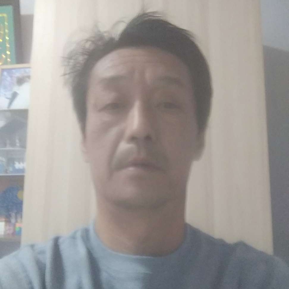 瘦瘦有金毛的照片