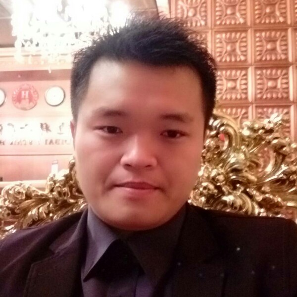 装深沉的照片