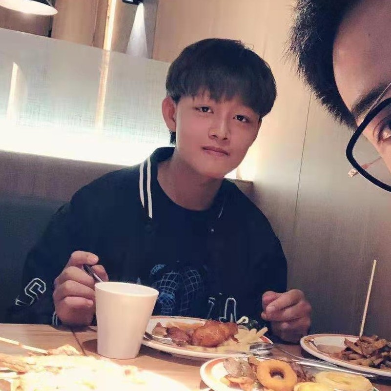 轻点的照片