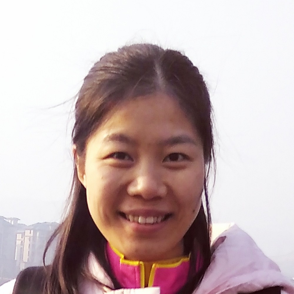 亚马逊女孩的照片