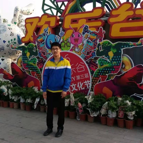 一个人演绎天长地的照片