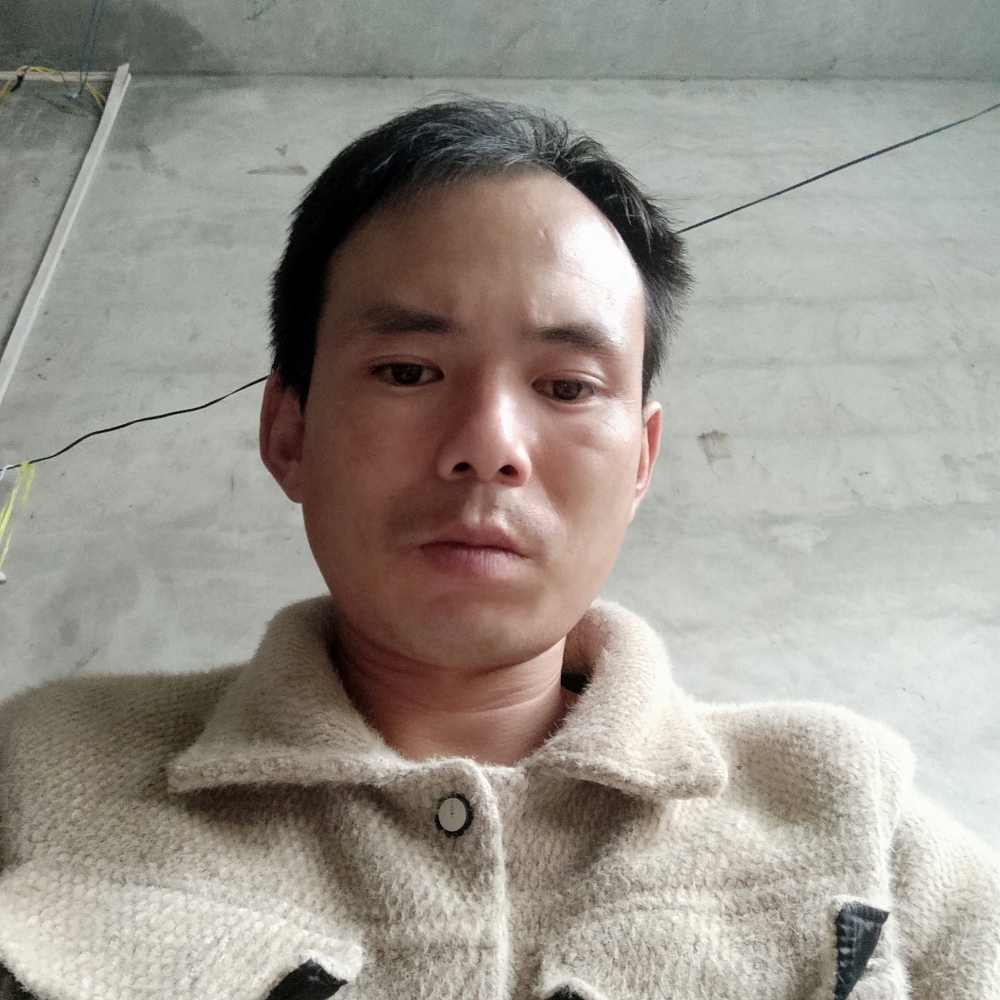 转移注意力的照片