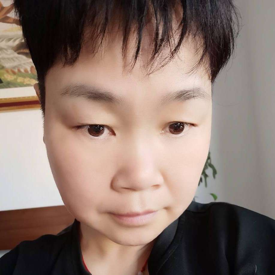 摩托还英俊的照片