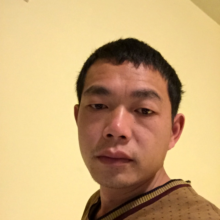 情动相许明理的照片
