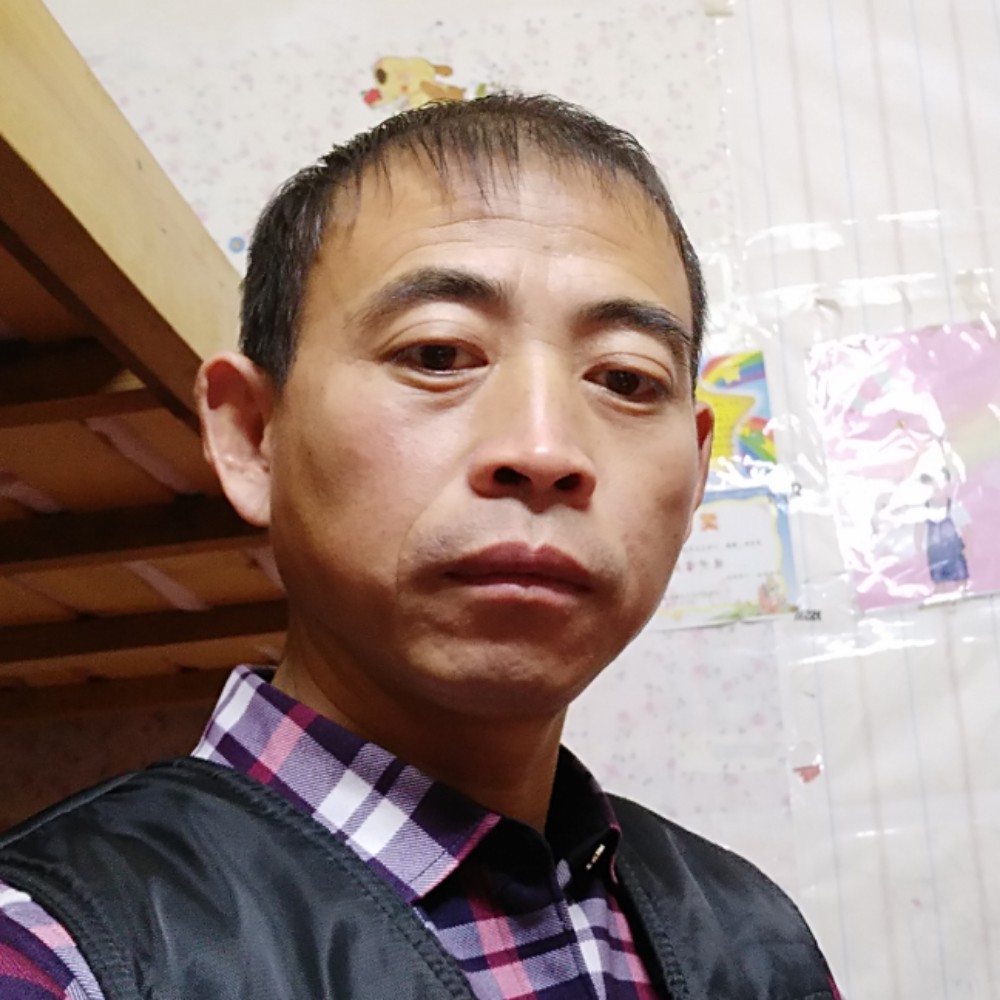 沐樱回首翩飞的照片