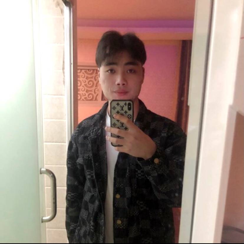 黄万森的照片