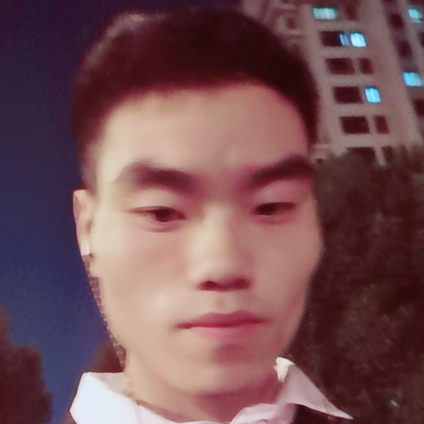 流影的淡淡的照片