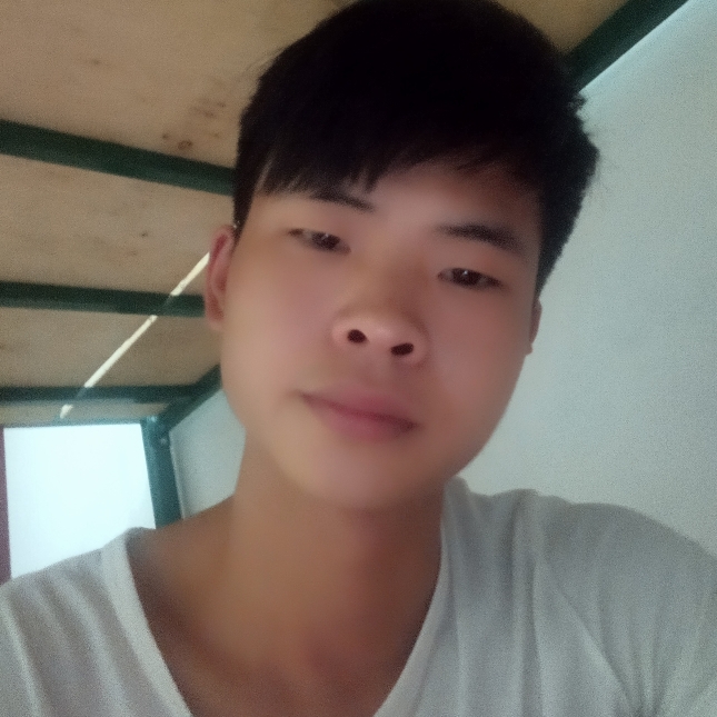 羽毛笑绵密的照片