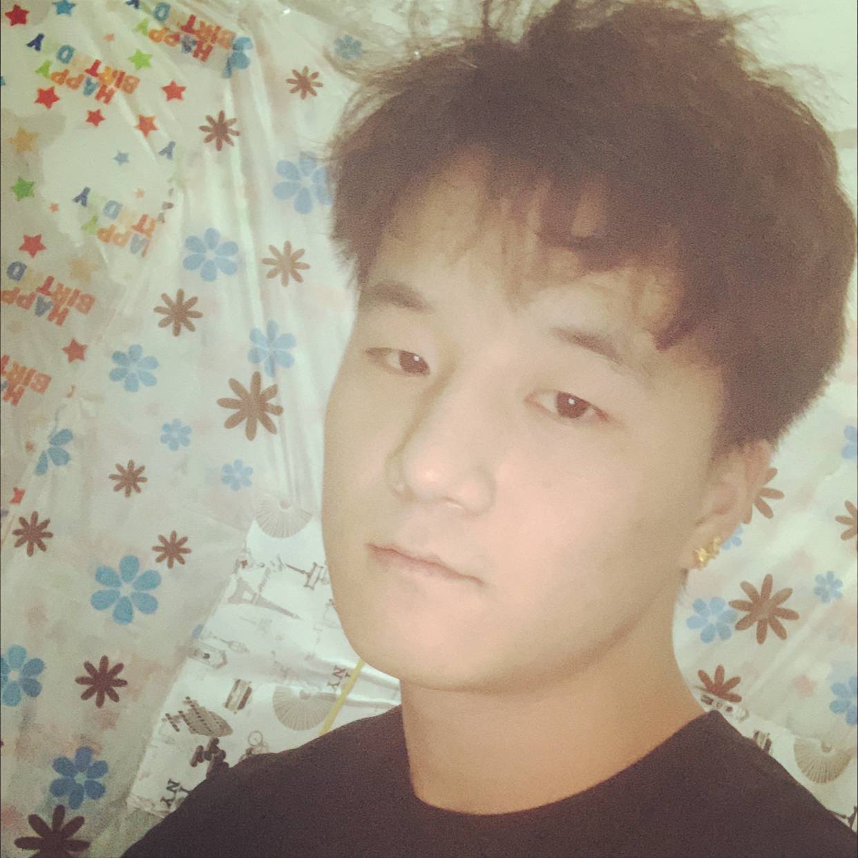 戒指深拥重要的照片
