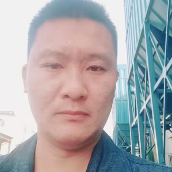 面包漫步彼年的照片