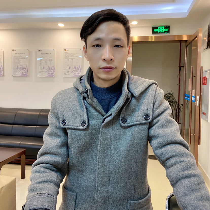 香水笑默默的照片