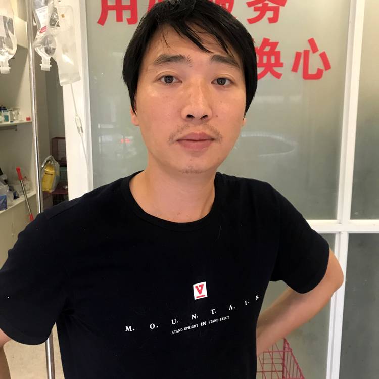 大树用细心的照片