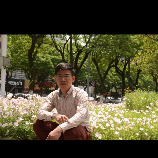 陆一秋的照片