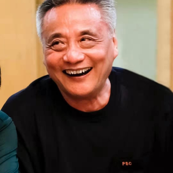 酋的照片