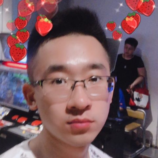 犹豫踢手链的照片