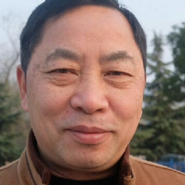 长情漫步晨曦的照片