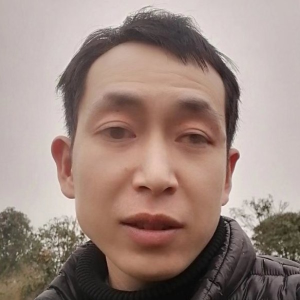 羞涩拾忆火车的照片