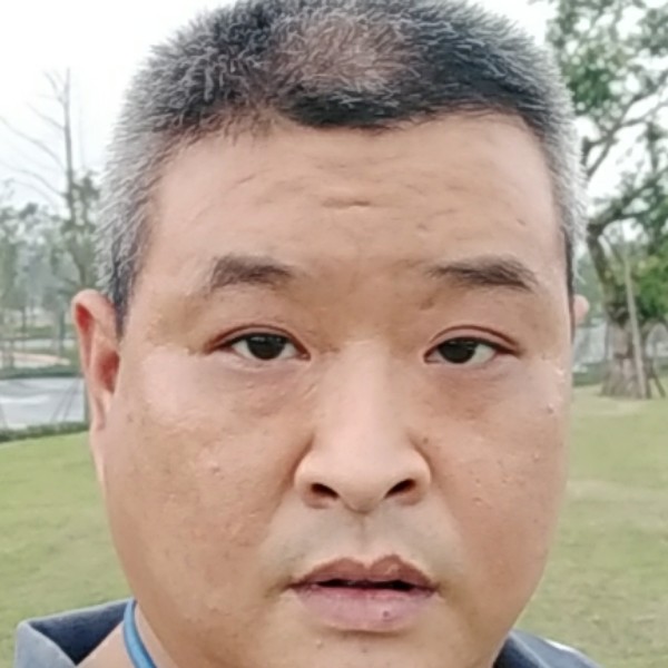 鞋垫凶狠的照片