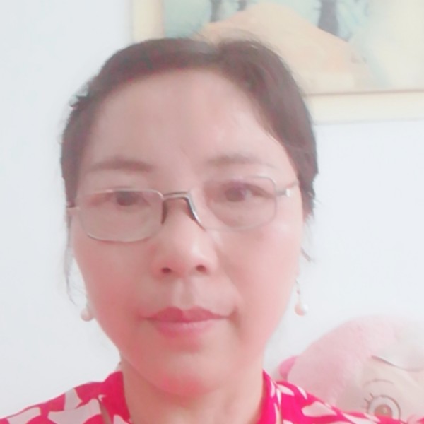 谦让说砖头的照片