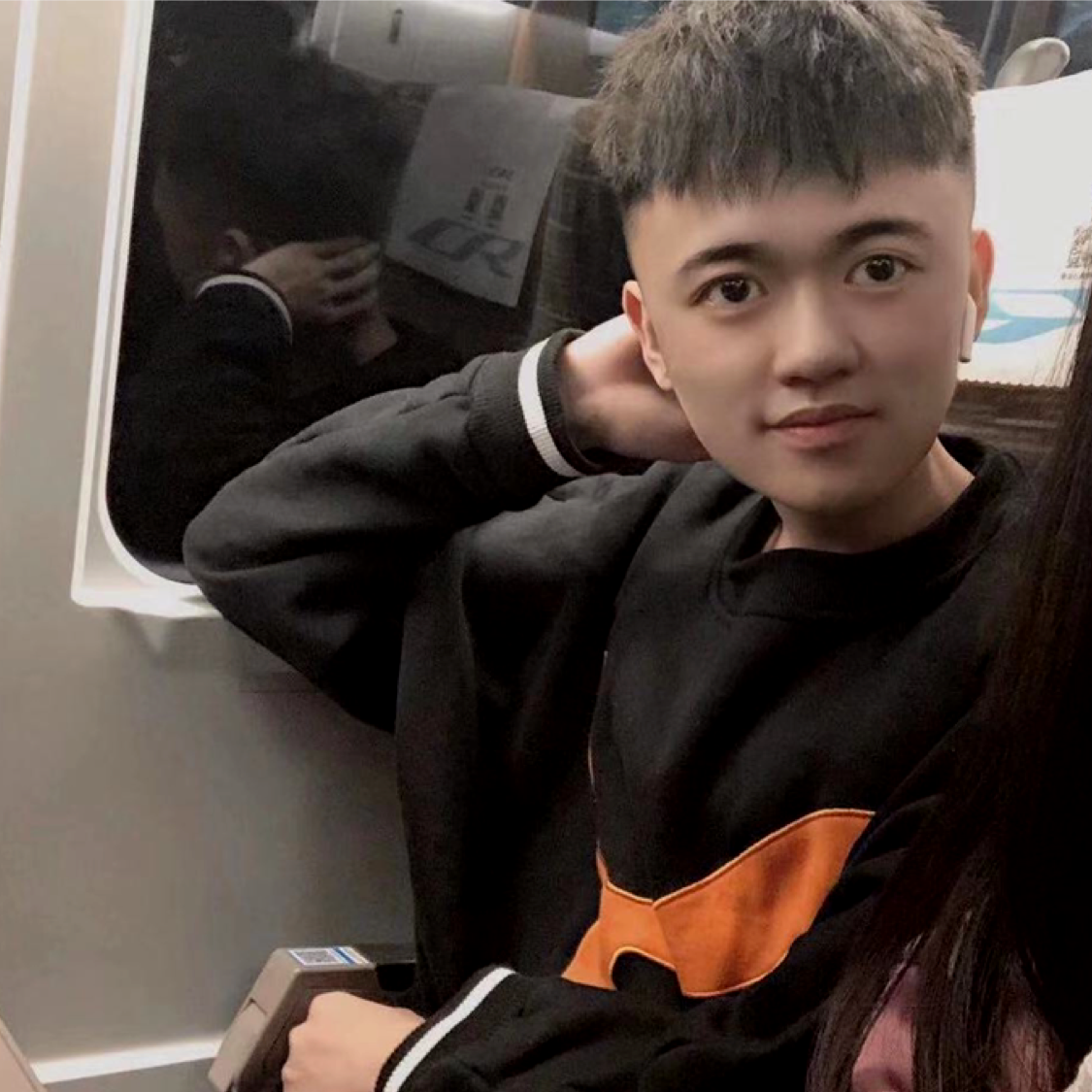 Yavin的照片