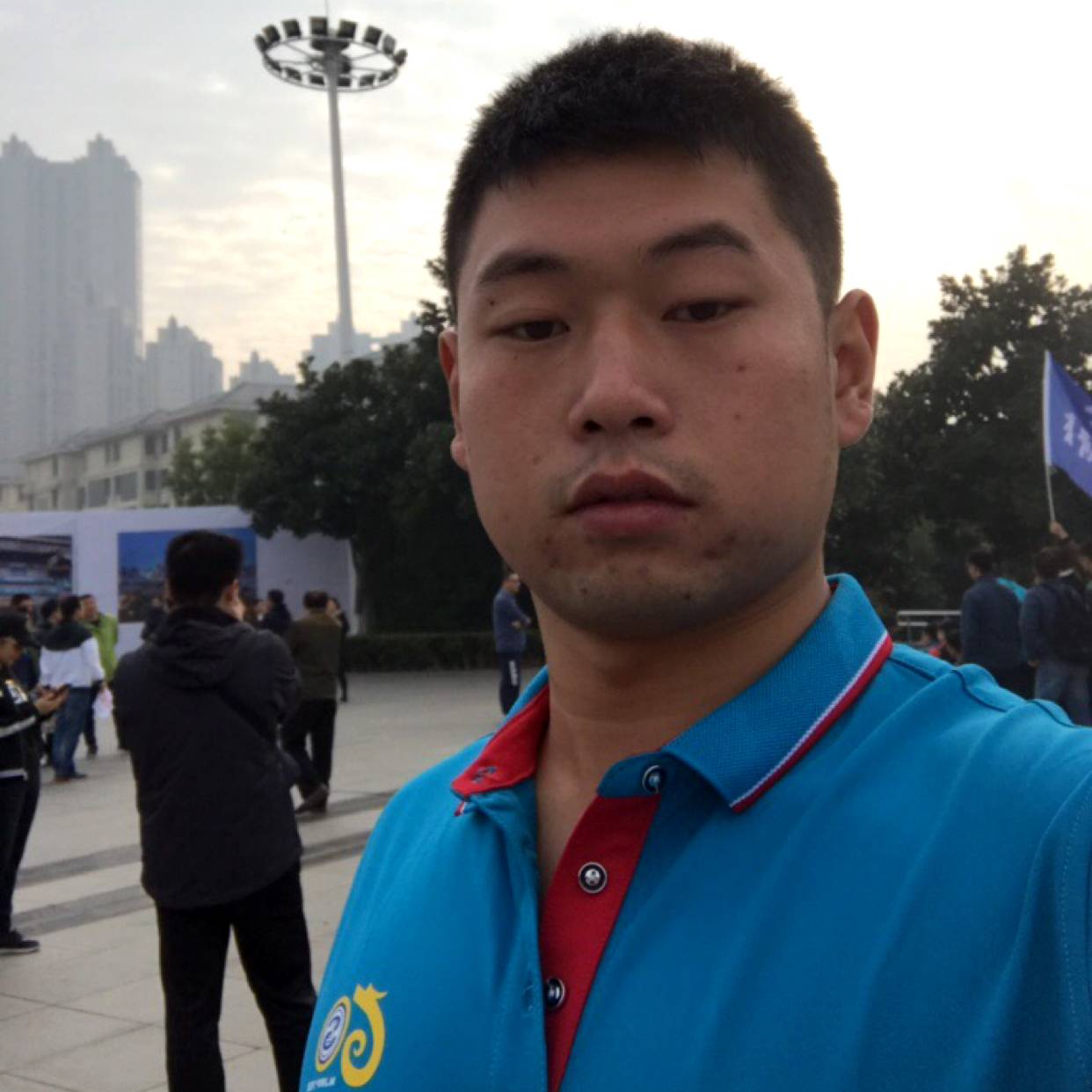 想人陪邂逅芹菜的照片
