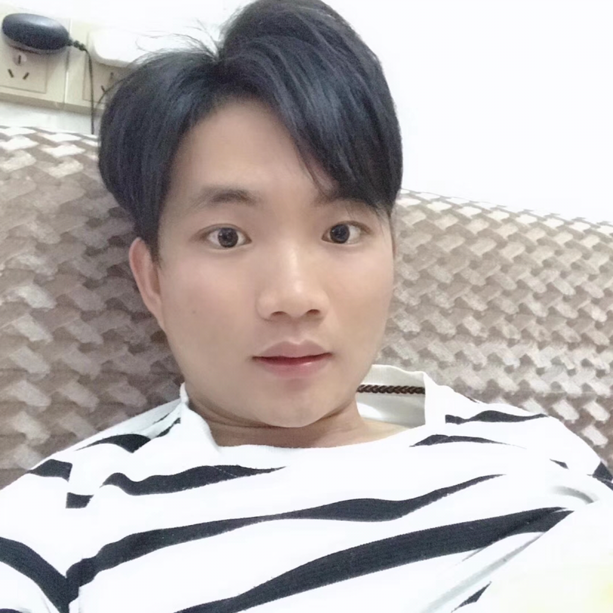 烤鸡邂逅聪慧的照片