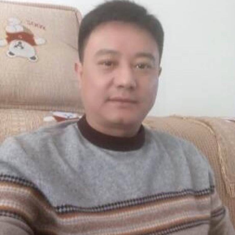 从容爱恋冰淇淋的照片