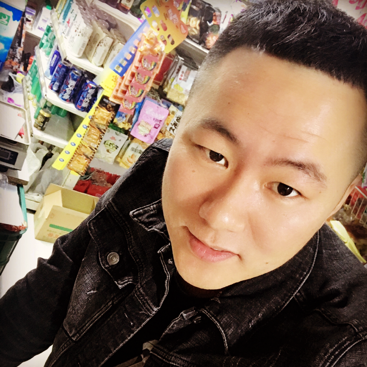 越北吴彦祖的照片