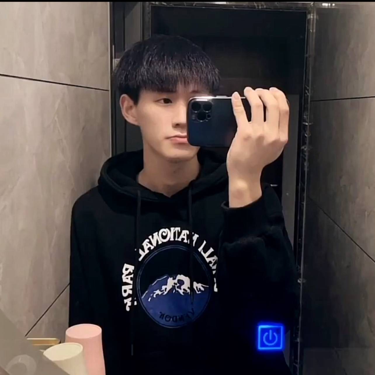 陈炀的照片