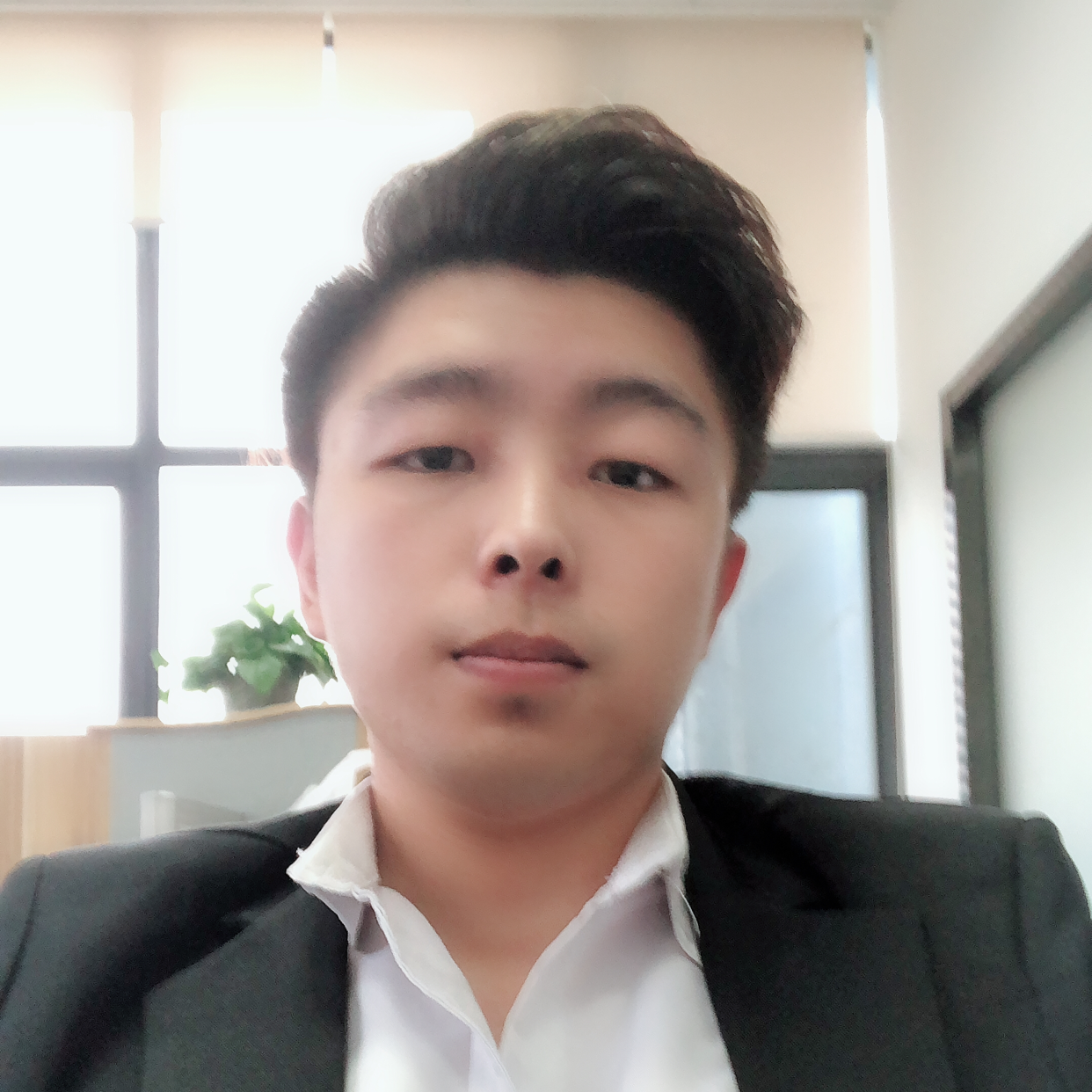 黯然笑铃铛的照片