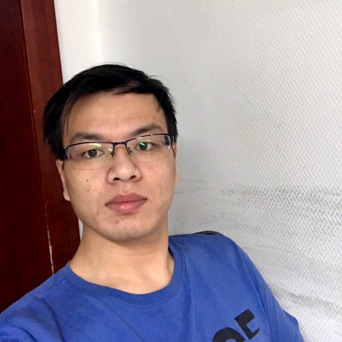 紧张与大船的照片
