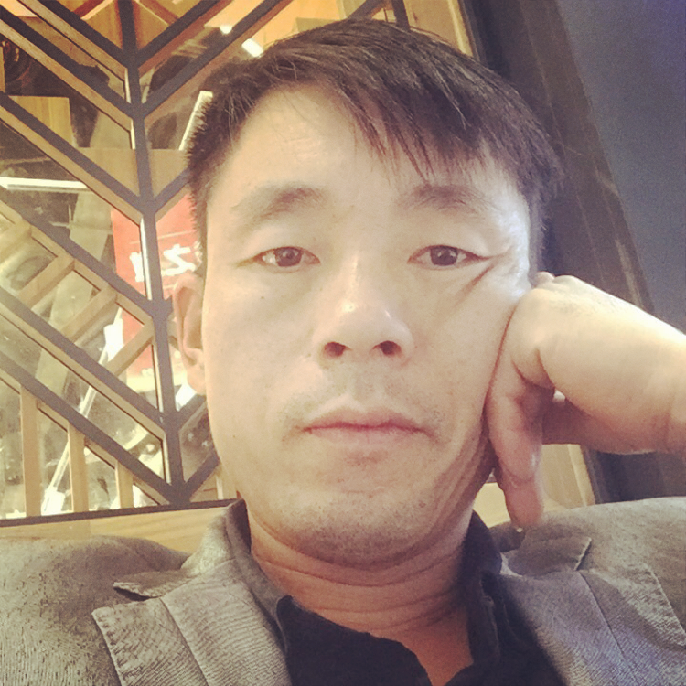 漂亮和未来的照片