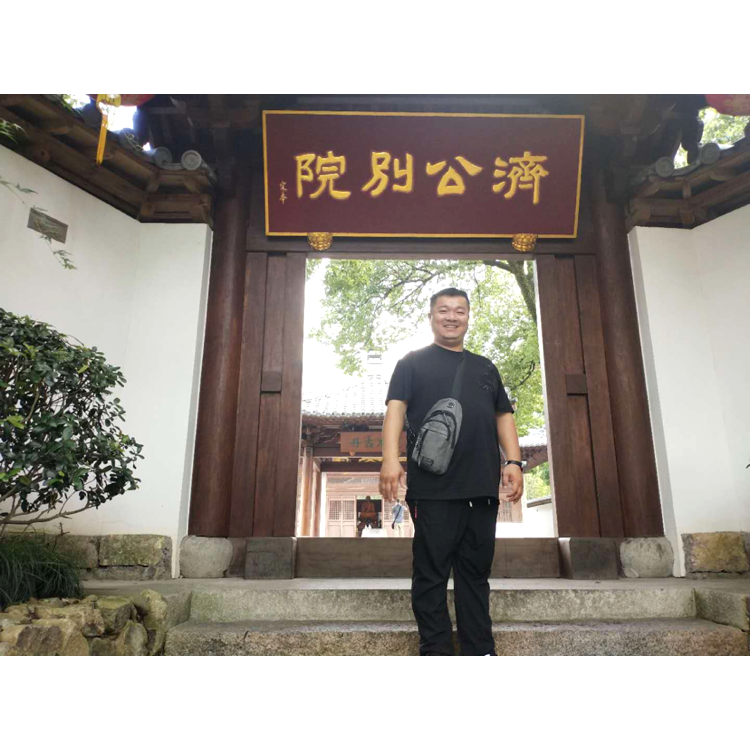 吴克振的照片
