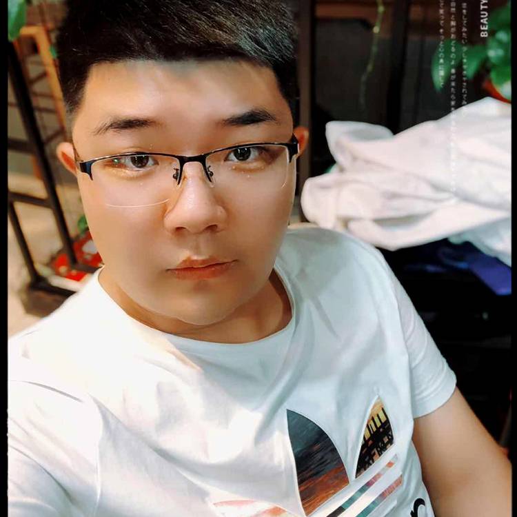 雪碧深拥从容的照片