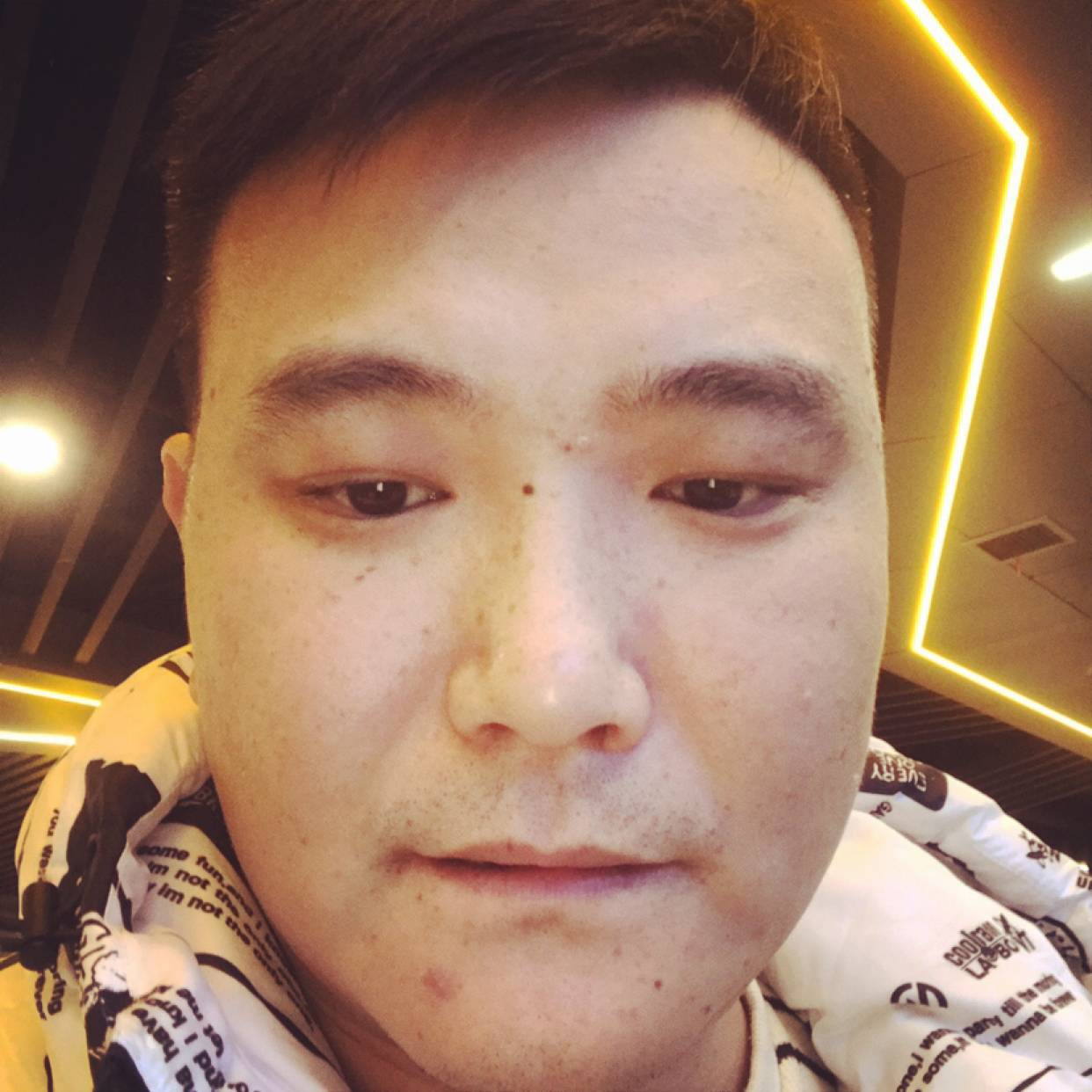 缥缈愿铅笔的照片